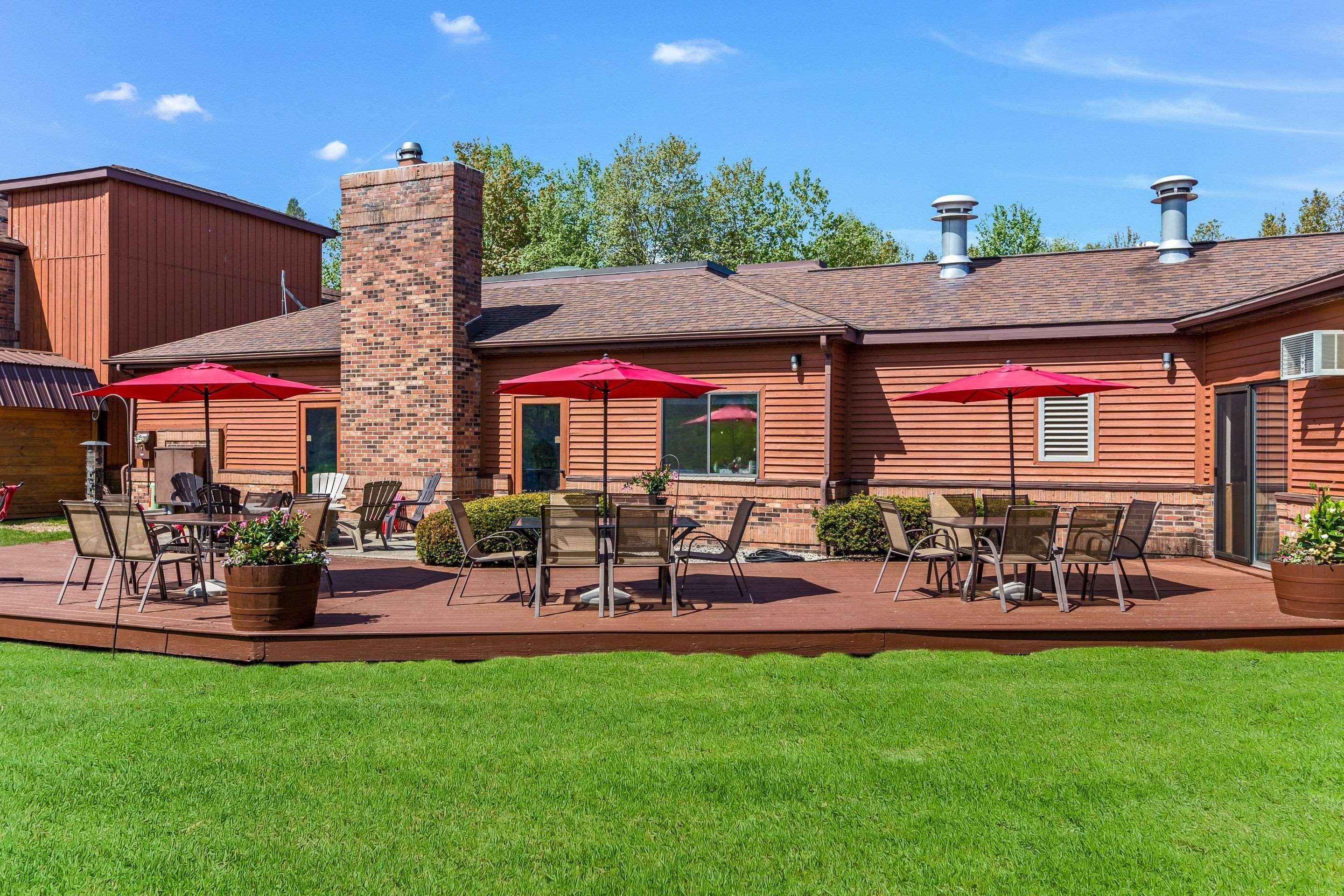 Quality Inn Petoskey-Harbor Springs Exterior foto