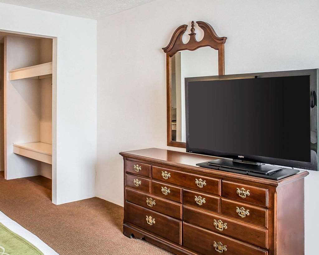 Quality Inn Petoskey-Harbor Springs Quarto foto